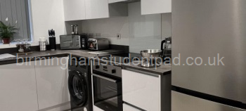 Fully fitted Kitchen