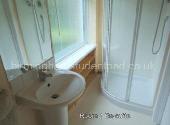 Room 1 ensuite